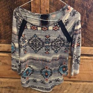 Really cute women’s top.